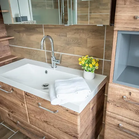 Bacherlhouse - Ager *